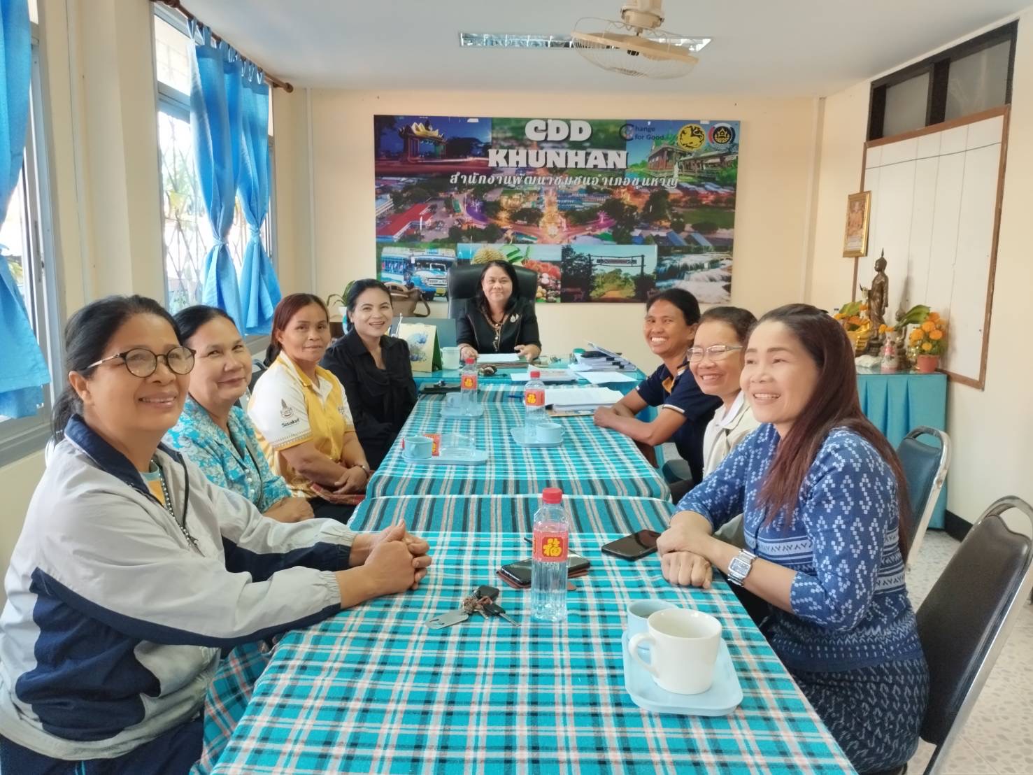  ***พช.ขุนหาญ***ประชุมคณะกรรมการพัฒนาสตรีอำเภอขุนหาญ