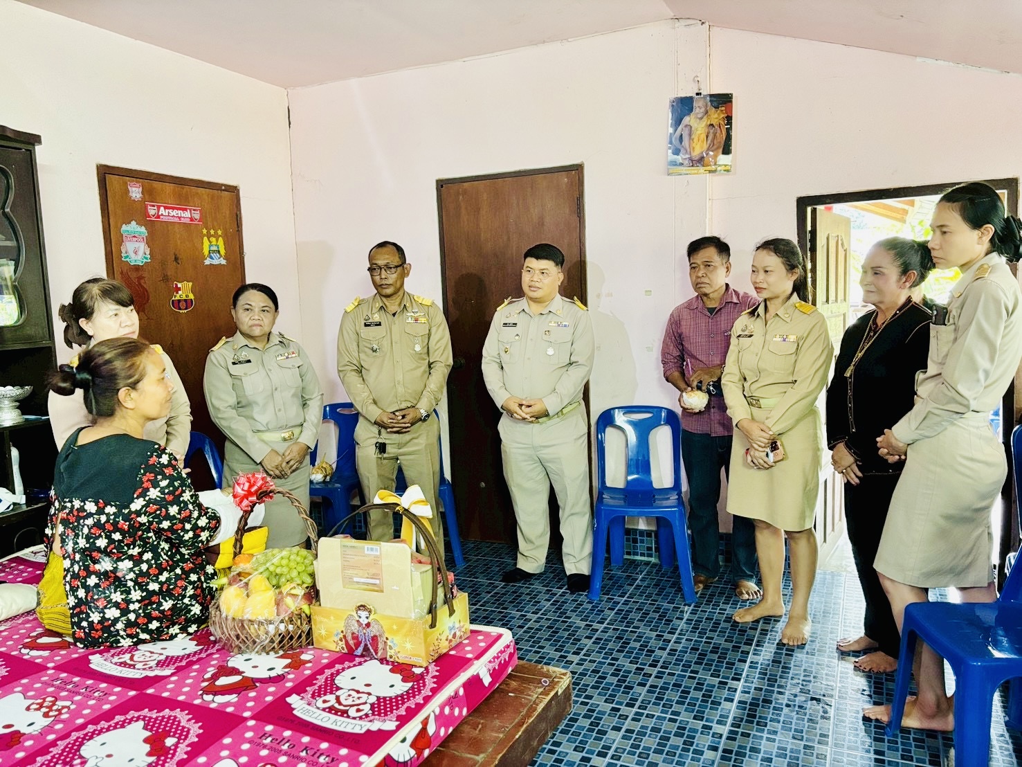 ***พช.ขุนหาญและพช.ศรีสะเกษ ลงพื้นที่เยี่ยมและให้กำลังใจคณะทำงานขับเคลื่อนกองทุนพัฒนาบทบาทสตรีตำบลบักดอง