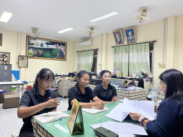  ***พช.ขุนหาญ*** ประชุมเจ้าหน้าที่พัฒนาชุมชนอำเภอขุนหาญ ประจำเดือนพฤษภาคม