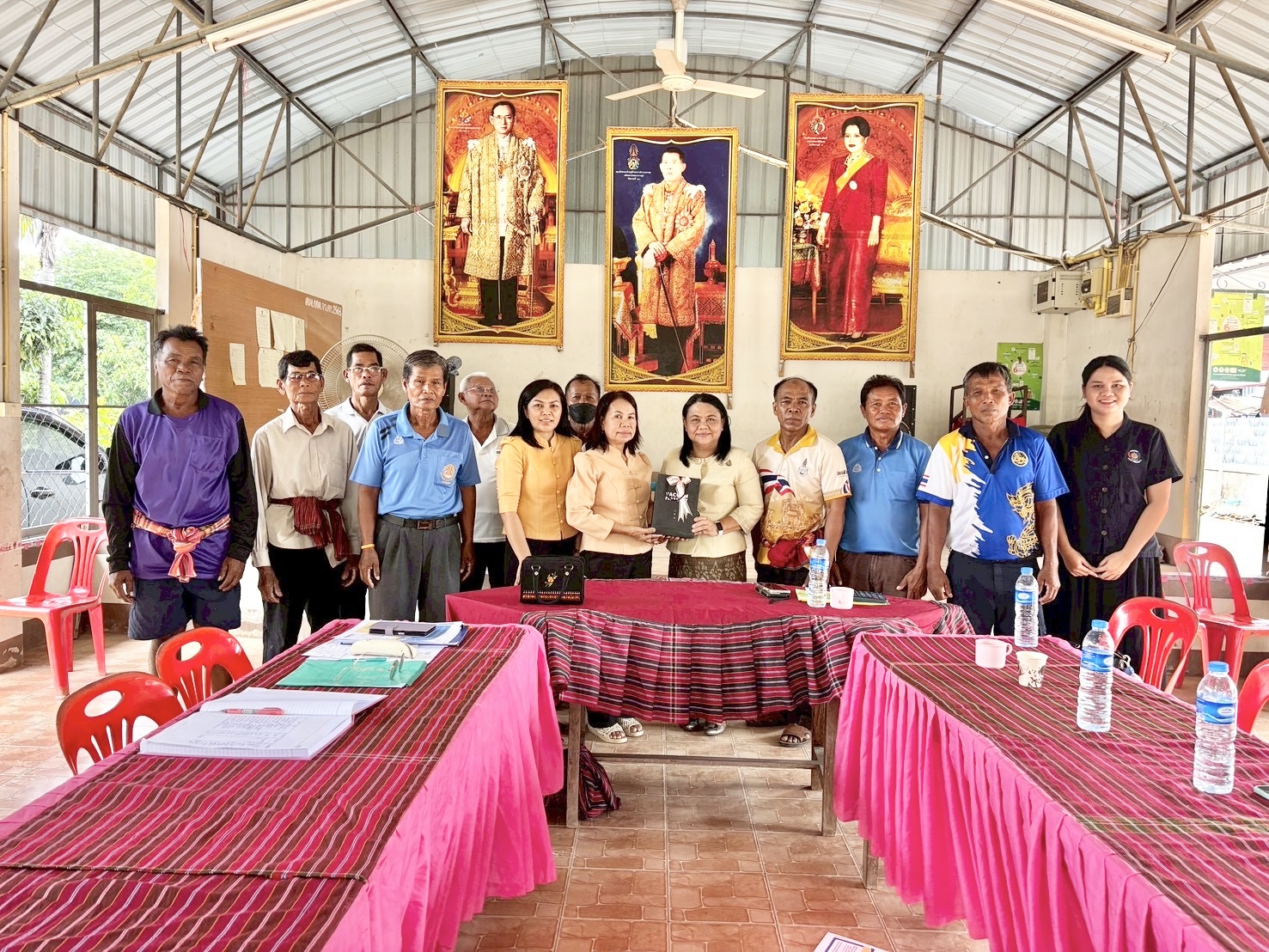  ***พช.ขุนหาญ*** ร่วมประชุมสนับสนุนติดตามการดำเนินงานโครงการแก้ไขปัญหาความยากจน(กข.คจ.)